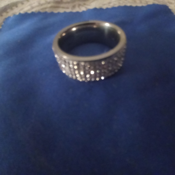 Set Diamond Pinky Rings - Picture 3 of 6